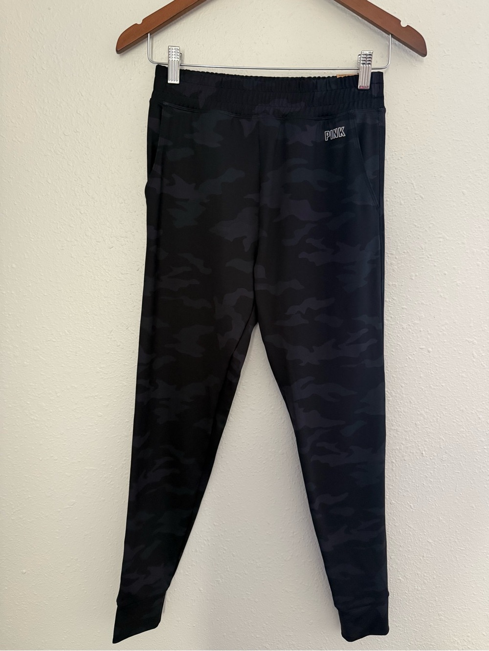 PINK Active Black Camo High Waist Skinny Joggers S NWT